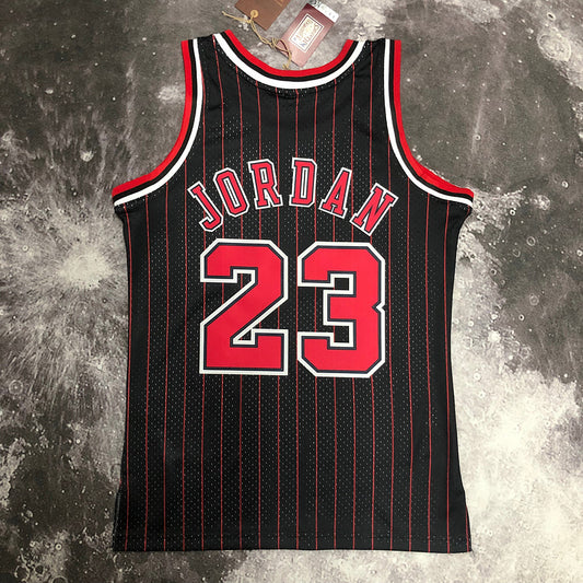 Chicago Bulls Michael Jordan 1995/96 Black Jersey By Mitchell & Ness