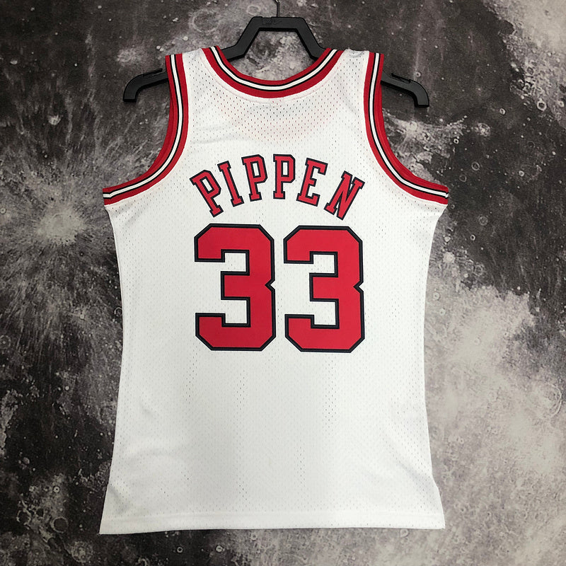 Chicago Bulls Scottie Pippen 1997/98 White Jersey By Mitchell & Ness